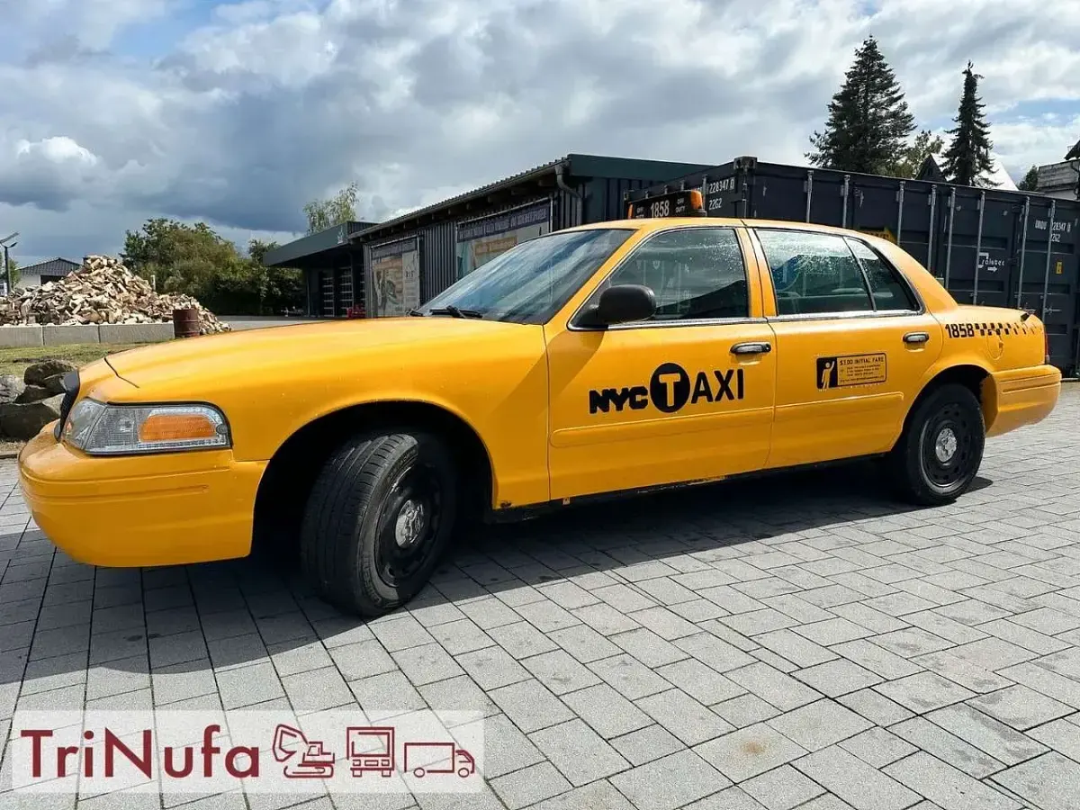 Gebraucht Ford Crown 227 PS (166 kW) 2005 Other Limousine