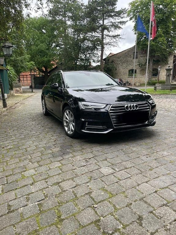 Gebraucht Audi A4 Design 190 PS (139 kW) 2017 Schwarz Limousine