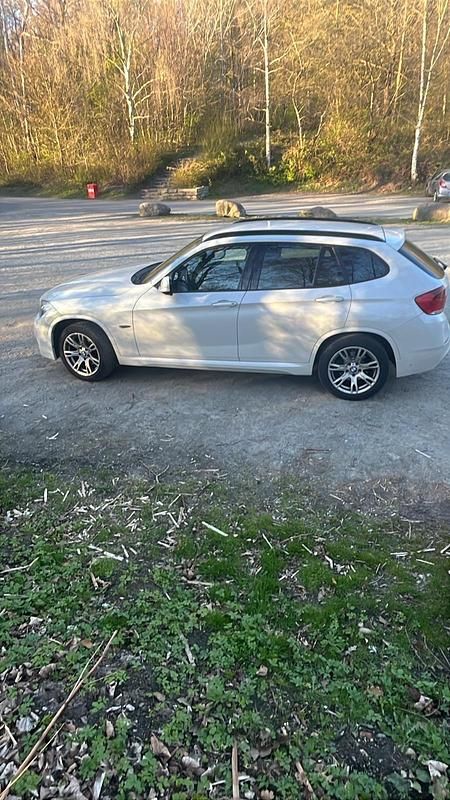 Gebraucht BMW X1 150 PS (110 kW) 2012 Weiß SUV
