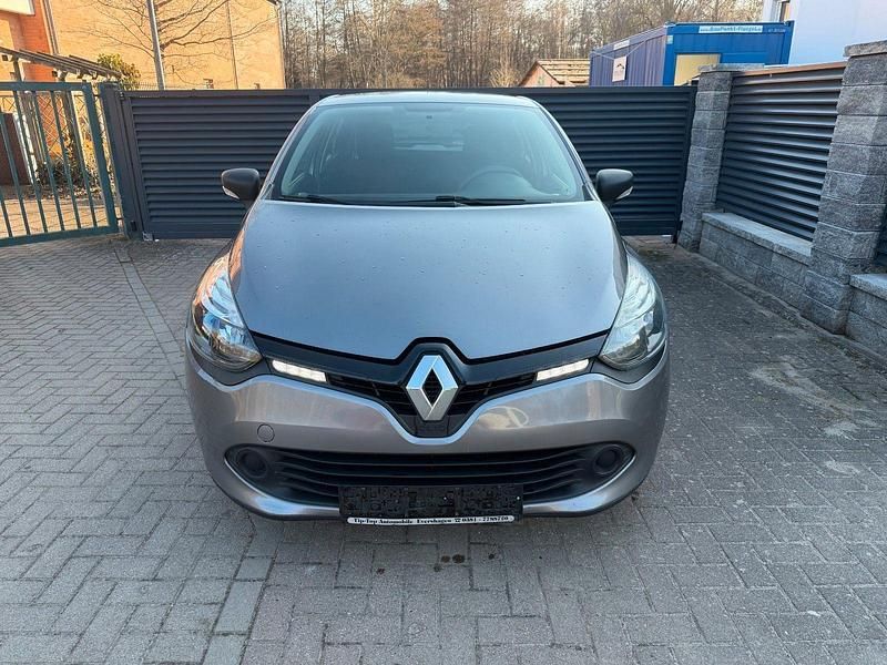 Gebraucht Renault Clio IV Expression 73 PS (53 kW) 2015 Grau Kleinwagen