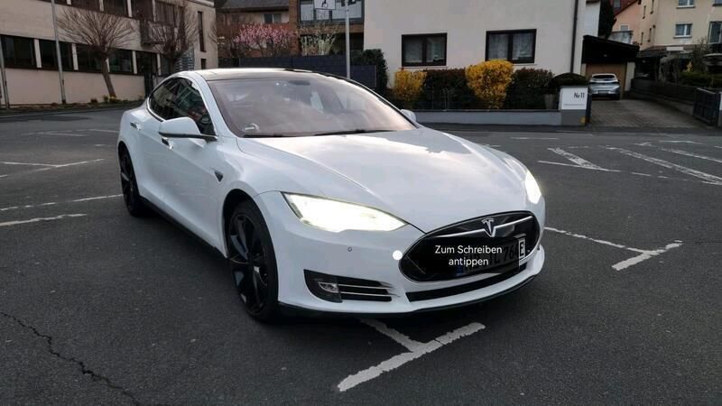 Weiß Gebraucht 2016 Tesla Model S Limousine | 19.950 € - Bild 1/4