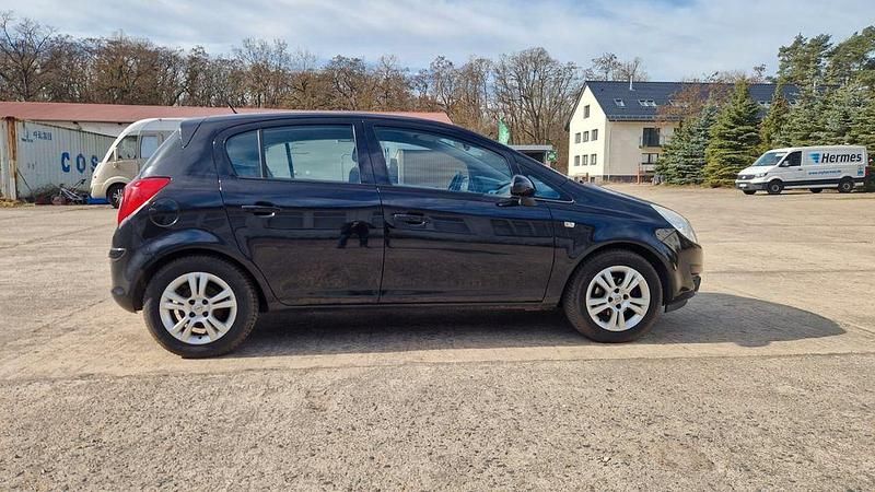 Gebraucht Opel Corsa Cosmo 90 PS (66 kW) 2009 Schwarz Kleinwagen