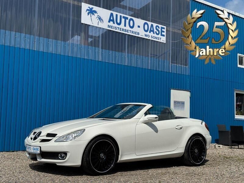 Weiß Gebraucht 2008 Mercedes SLK200 Cabrio | 12.990 € (Etwas zu teuer) - Bild 1/3