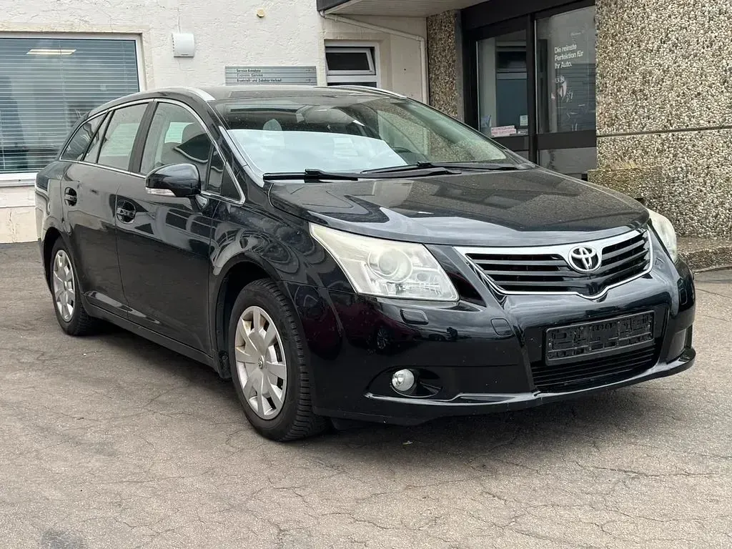 Gebraucht Toyota Avensis 132 PS (97 kW) 2009 Schwarz Kombi
