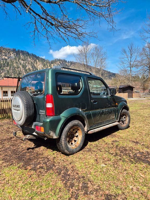Gebraucht Suzuki Jimny 86 PS (63 kW) 2009 Grün SUV