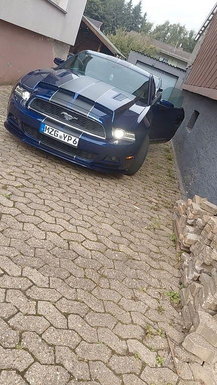 Gebraucht Ford Mustang 417 PS (306 kW) 2011 Blau