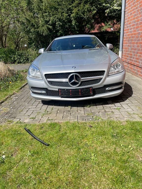 Gebraucht Mercedes SLK200 184 PS (135 kW) 2012 Silber Cabrio