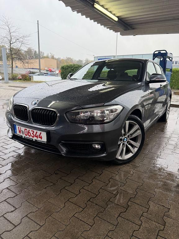 Grau Gebraucht 2015 BMW 120 Advantage Kleinwagen | 9.800 € (Fairer Preis) - Bild 1/4