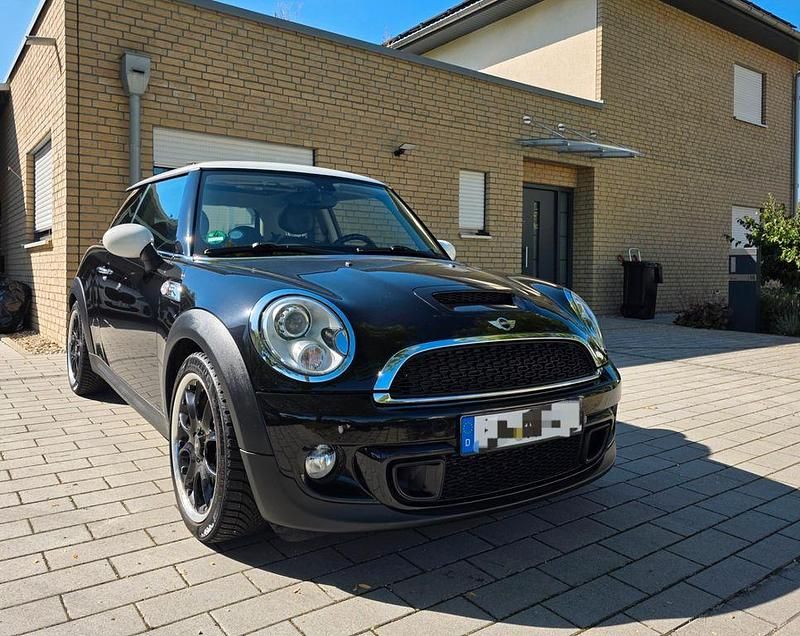 Schwarz Gebraucht 2011 Mini Cooper S Kleinwagen | 6.990 € (Guter Preis) - Bild 1/4