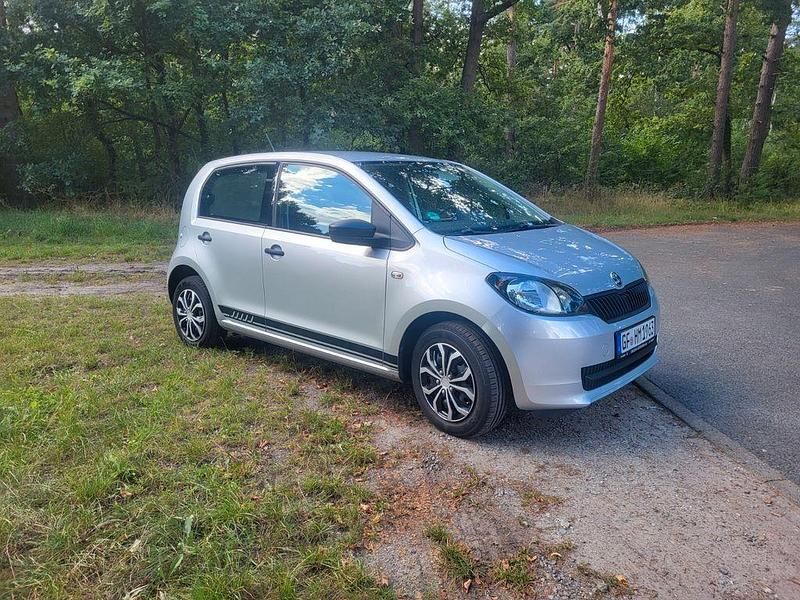 Grau Gebraucht 2016 Skoda Citigo Active Kleinwagen | 5.300 € (Guter Preis) - Bild 1/4