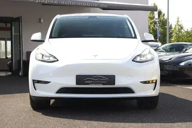 Gebraucht Tesla Model Y 378 kW (514 PS) 2023 Weiß SUV