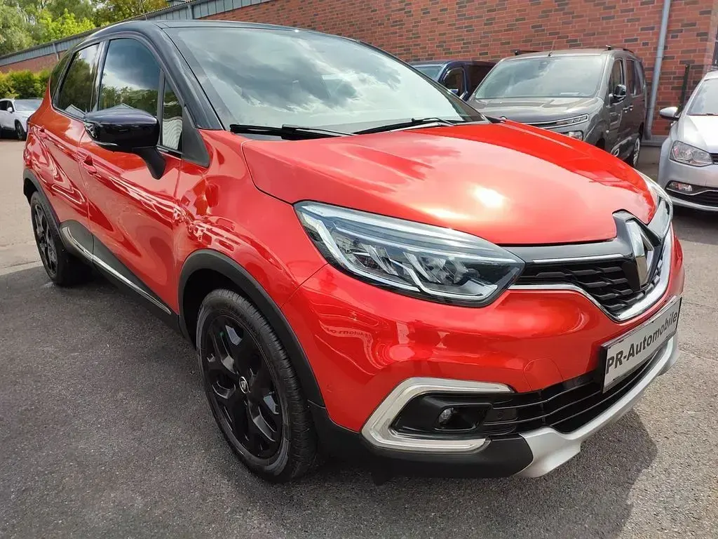 Gebraucht Renault Captur 118 PS (86 kW) 2018 Rot SUV