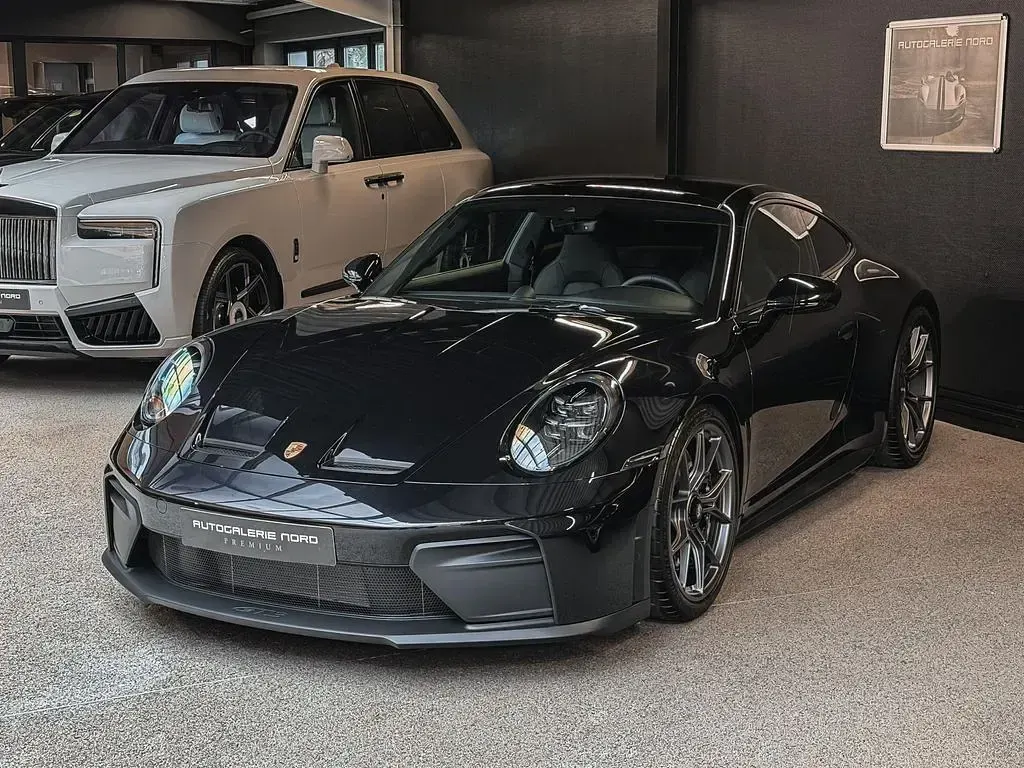 Neu Porsche 911 GT3 510 PS (375 kW) 2026 Tiefschwarzmetallic Coupé
