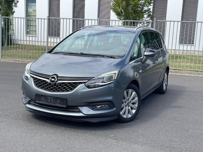 Gebraucht Opel Zafira Edition 140 PS (102 kW) 2017 Grau Van / Kleinbus