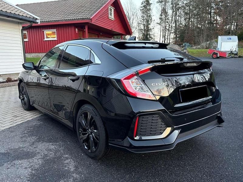 Gebraucht Honda Civic Elegance 129 PS (94 kW) 2018 Schwarz Limousine