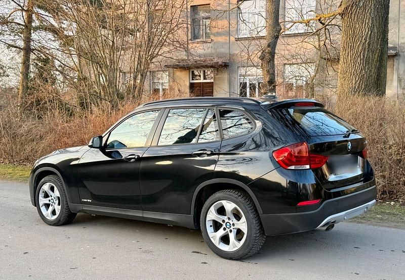 Gebraucht BMW X1 143 PS (105 kW) 2014 Schwarz SUV