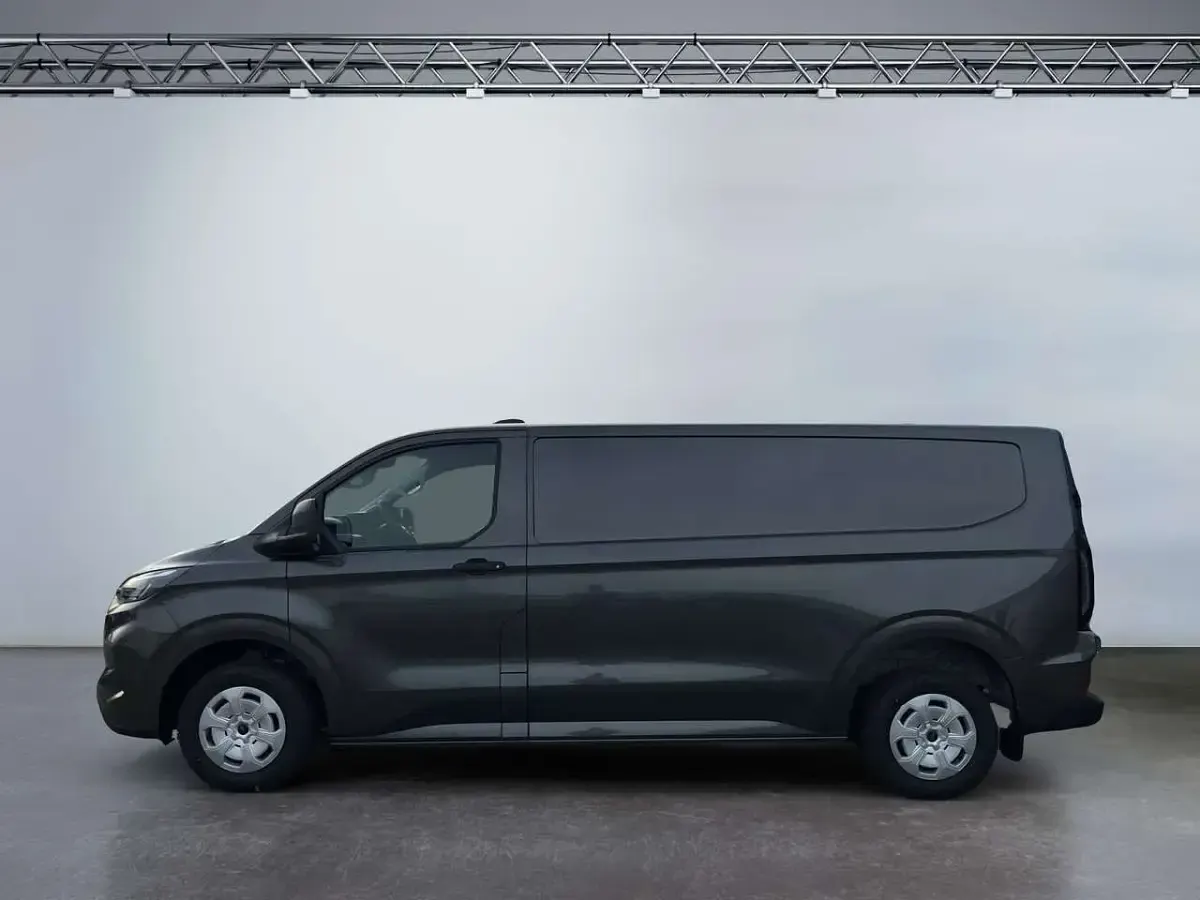 Gebraucht Ford Transit Custom Trend 170 PS (125 kW) 2025 Magneticgrau (metallic) Limousine