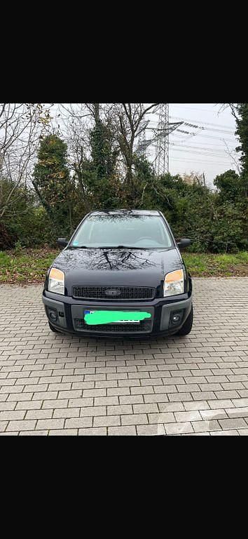 Blau Gebraucht 2007 Ford Fusion Style Limousine | 1.750 € (Fairer Preis) - Bild 1/4