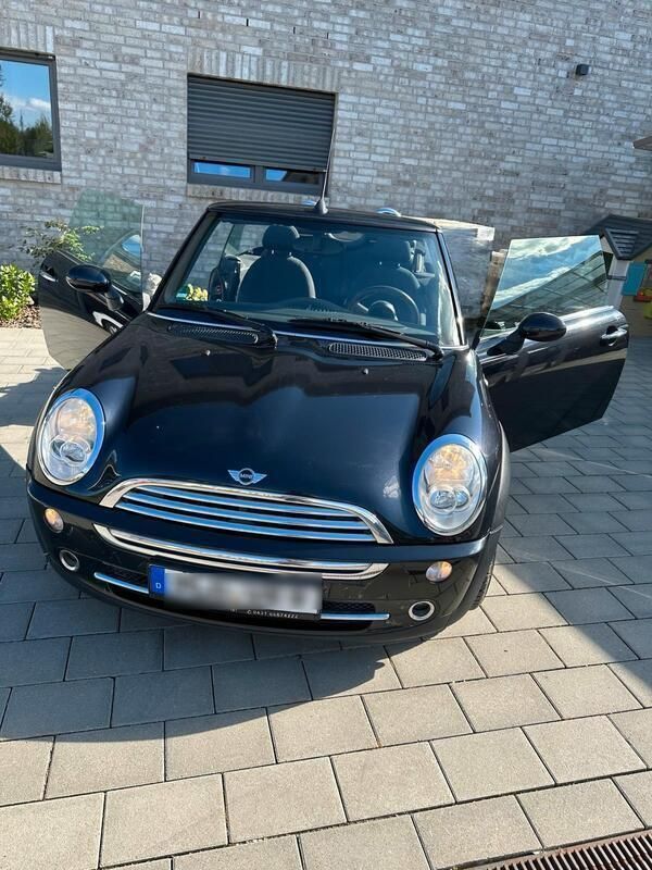Schwarz Gebraucht 2006 Mini Cooper Cabriolet Cabrio | 3.900 € (Fairer Preis) - Bild 1/4