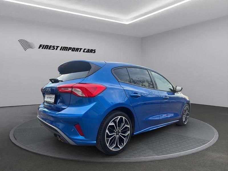 Używany Ford Focus ST-Line 151 KM (111 kW) 2019 Niebieski Sedan/Limuzyna