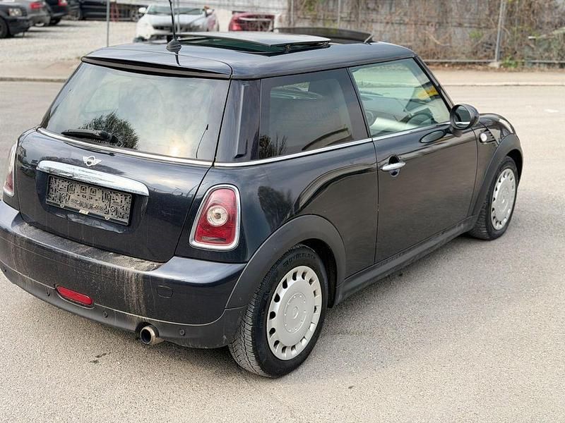 Gebraucht Mini Cooper D 109 PS (80 kW) 2007 Schwarz Kleinwagen
