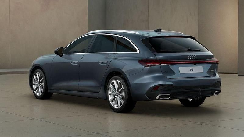 Gebraucht Audi A5 Sport 204 PS (150 kW) 2025 Blau Kombi