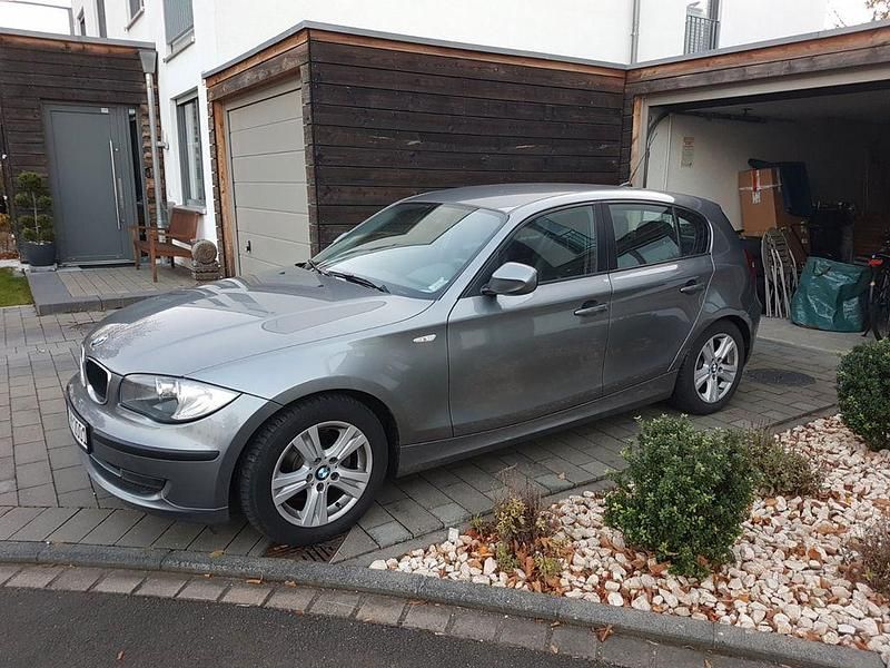 Usata BMW 116 122 CV (89 kW) 2009 Grigio Utilitaria