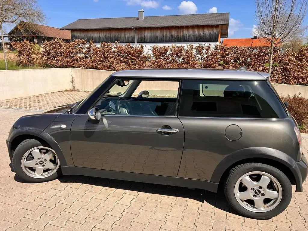 Brugt Mini Cooper 116 HK (85 kW) 2005 Grå Hatchback