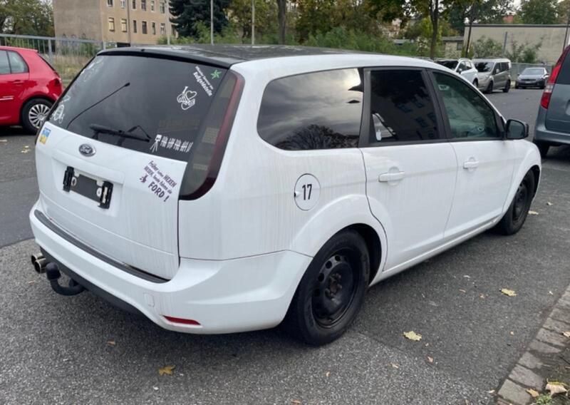 Gebraucht Ford Focus Sport 116 PS (85 kW) 2008 Weiß Kombi