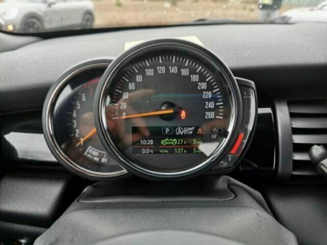 Gebraucht Mini Cooper Cabriolet Chili 136 PS (100 kW) 2019 Silber metallic Cabrio