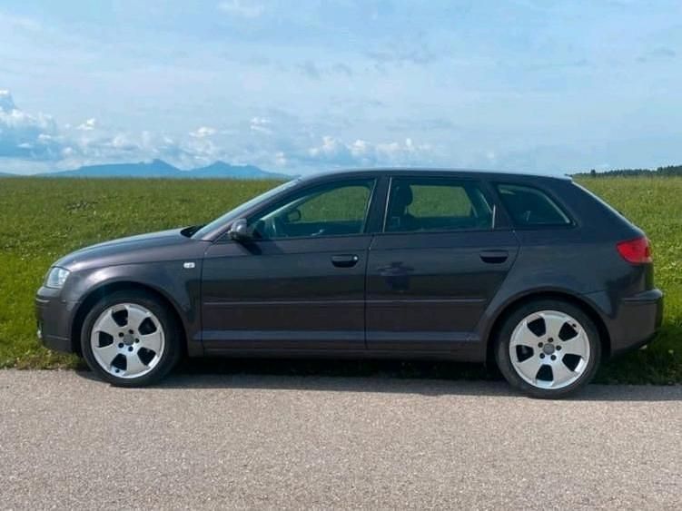 Gebraucht Audi A3 102 PS (75 kW) 2006 Schwarz Kleinwagen