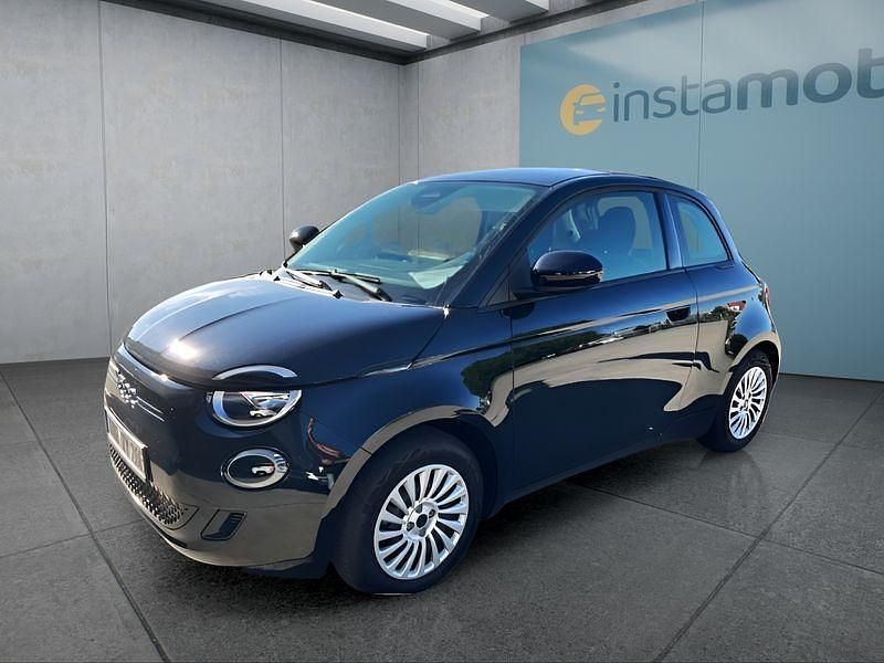 Schwarz Gebraucht 2021 Fiat 500e Action Kleinwagen | 14.149 € (Etwas zu teuer) - Bild 1/4