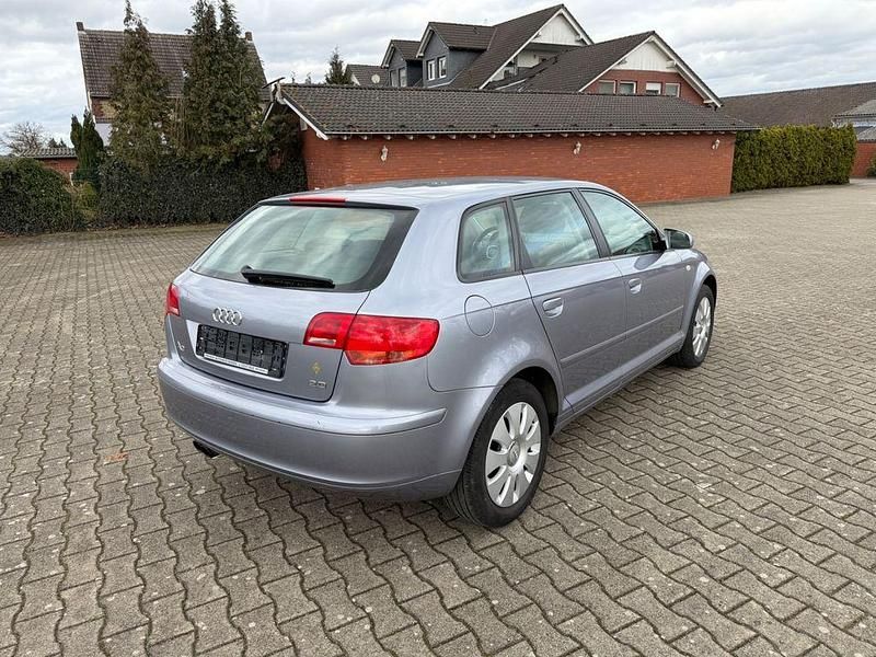 Gebraucht Audi A3 Attraction 150 PS (110 kW) 2005 Silber Kleinwagen