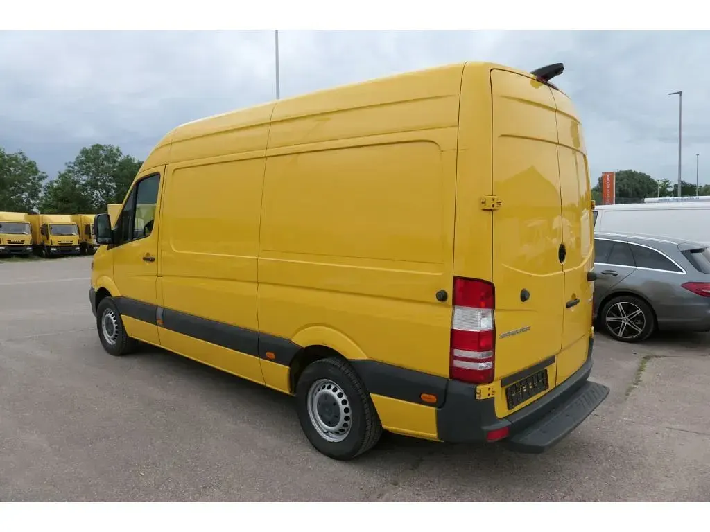Gebraucht Mercedes Sprinter 143 PS (105 kW) 2017 Gelb Van