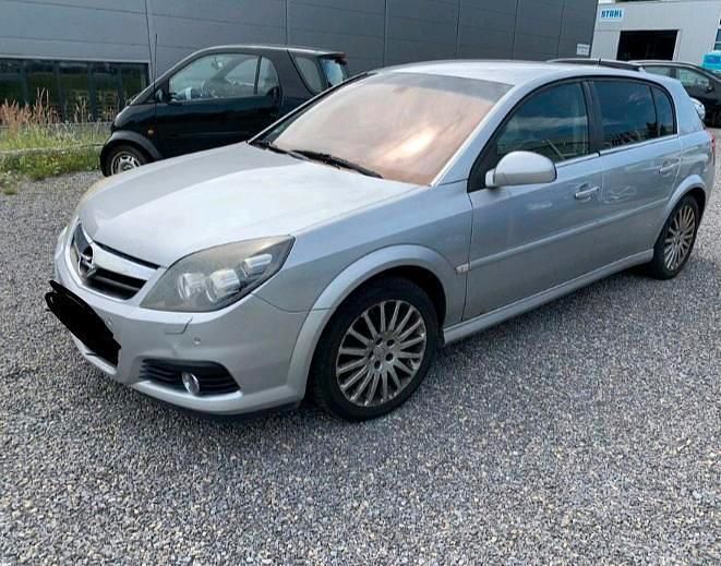 Gebraucht Opel Signum 155 PS (114 kW) 2008 Silber Kleinwagen