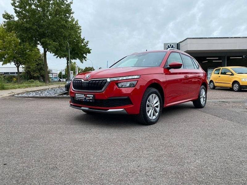 Rot Gebraucht 2024 Skoda Kamiq SUV | 19.490 € (Guter Preis) - Bild 1/4