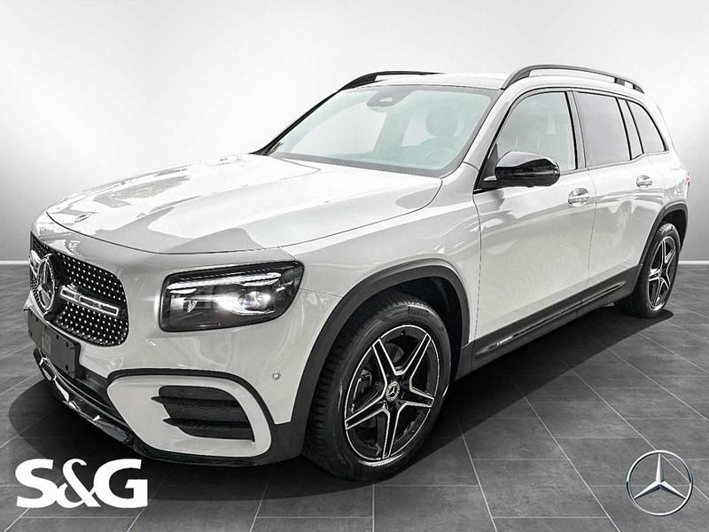 Unilack polarweiß Gebraucht 2024 Mercedes GLB200 AMG SUV | 46.977 € (Teuer) - Bild 1/4