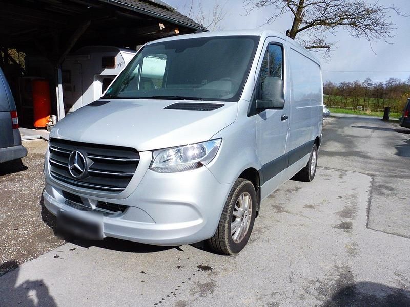 Gebraucht Mercedes Sprinter 143 PS (105 kW) 2019 Silber Van