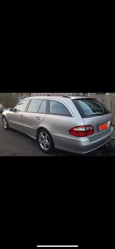 Gebraucht Mercedes E200 Avantgarde 204 PS (150 kW) 2005 Grau Kombi