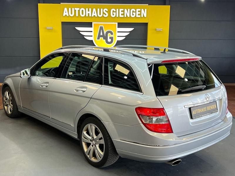 Gebraucht Mercedes C220 170 PS (125 kW) 2009 Silber Kombi