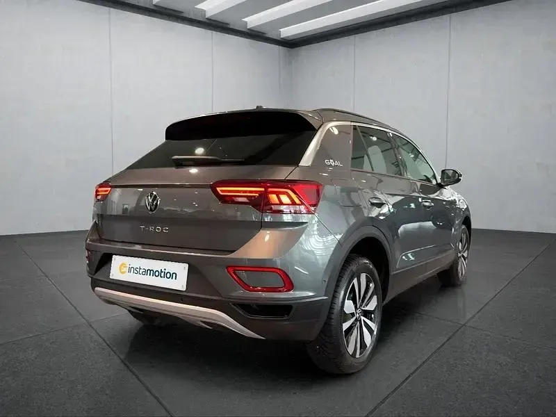 Gebraucht VW T-Roc 150 PS (110 kW) 2025 Grau SUV