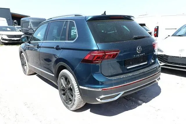 Gebraucht VW Tiguan Elegance 245 PS (180 kW) 2021 Nightshade blue metallic nightshade blue metallic SUV