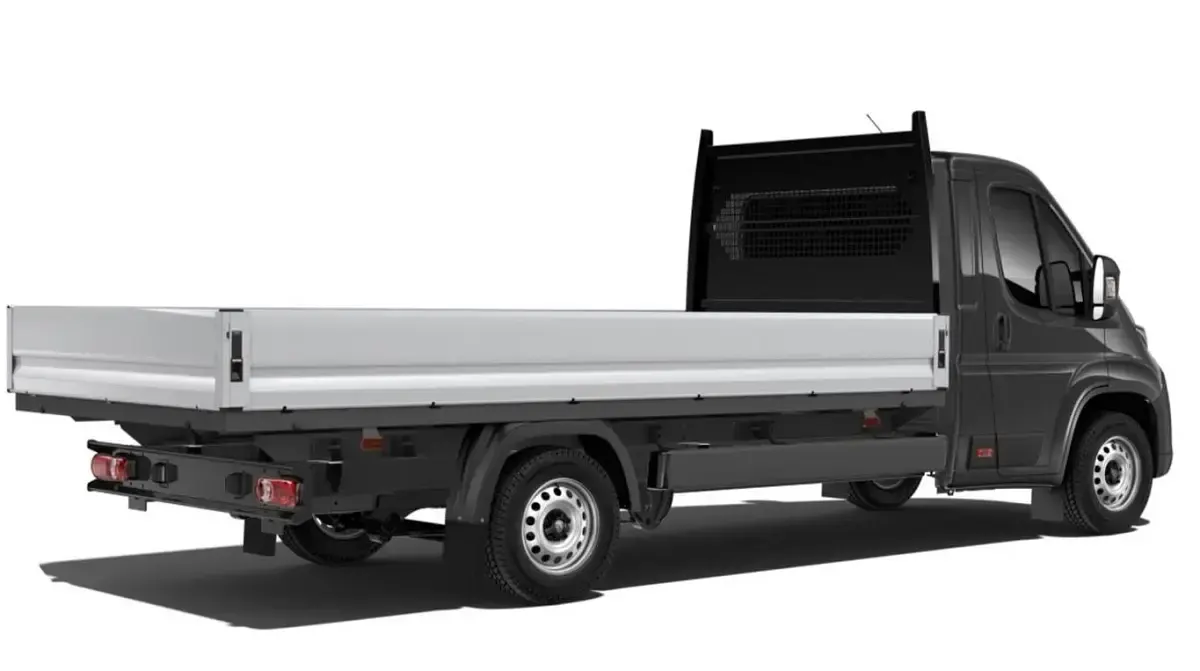 Neu Peugeot Boxer 179 PS (131 kW) 2026 Graphit grau metallic Van