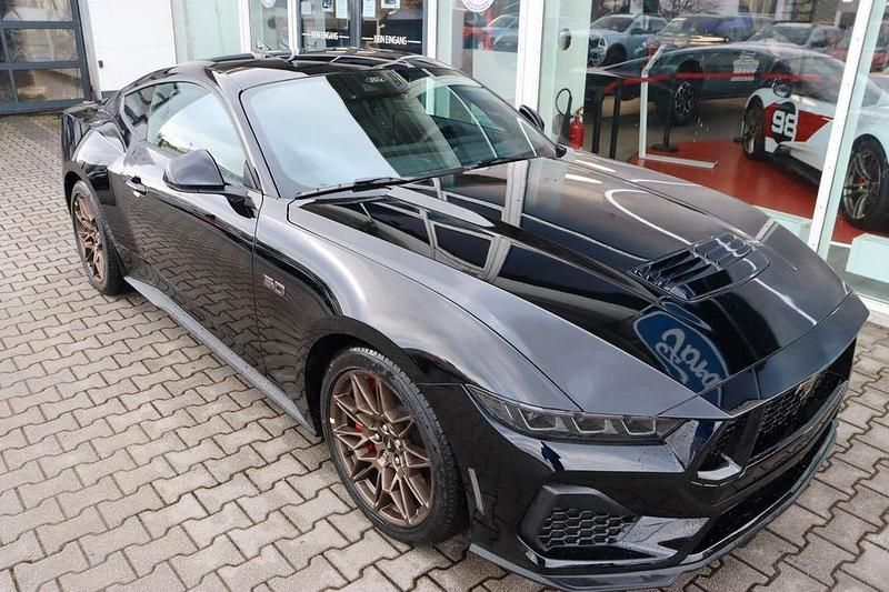 Neu Ford Mustang Fastback 446 PS (328 kW) 2026 Absoluteblack metallic Coupé