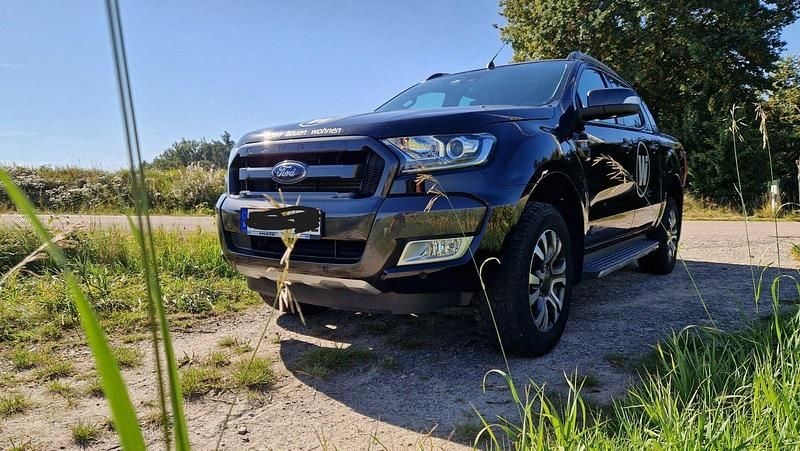 Schwarz Gebraucht 2017 Ford Ranger Wildtrack Abholung | 22.500 € (Superpreis) - Bild 1/4