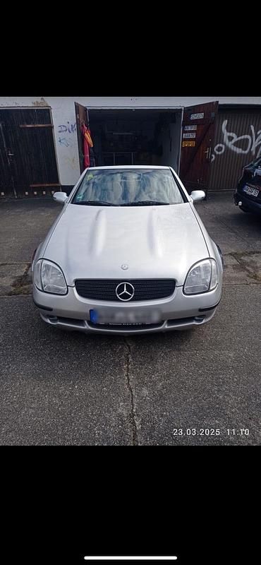 Silber Gebraucht 1999 Mercedes SLK230 Cabrio | 3.900 € (Superpreis) - Bild 1/4