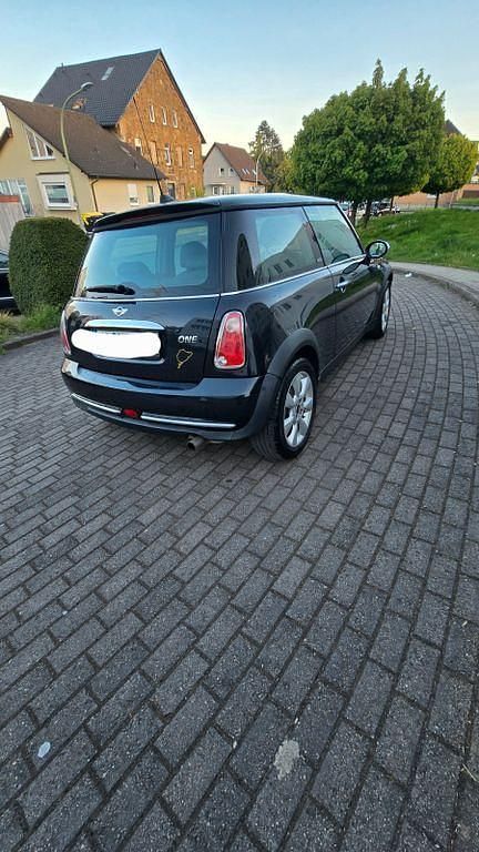 Second-hand Mini ONE 90 CP (66 kW) 2006 Negru Hatchback