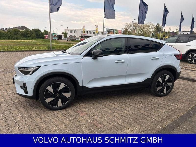 Second-hand Volvo EC40 Plus 185 kW (252 CP) 2025 Albastru SUV