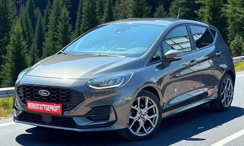 Grau Gebraucht 2022 Ford Fiesta ST-Line Kleinwagen | 11.999 € - Bild 1/4
