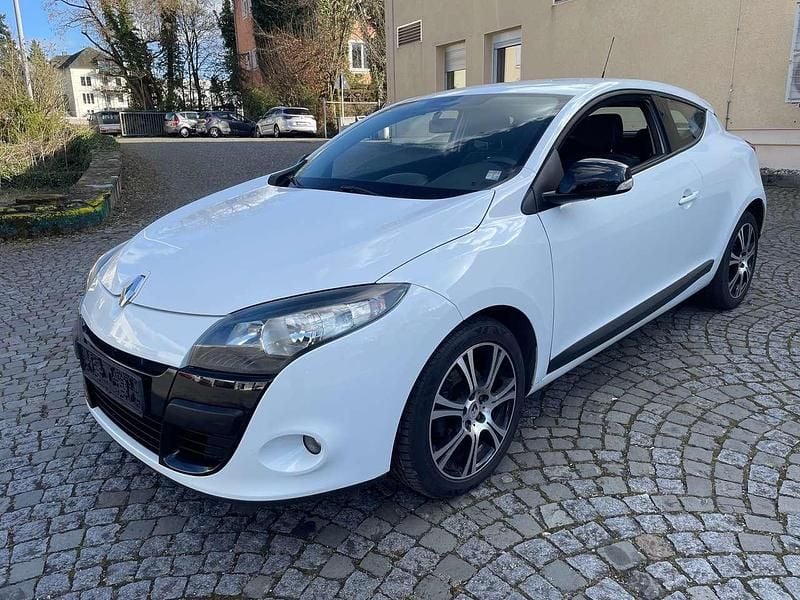Gebraucht Renault Mégane Coupé 110 PS (80 kW) 2011 Gletscherweiss Coupé